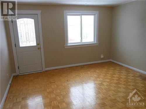 682 De L'Eglise Street, Overbook - Castleheights And Area (3503 - Castle Heights), ON - Indoor Photo Showing Other Room