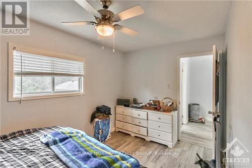 12-16 Craig Street, Perth, ON - Indoor Photo Showing Bedroom