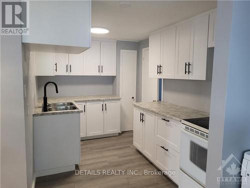 4559 Ste Catherine Street, The Nation, ON - Indoor Photo Showing Kitchen With Double Sink