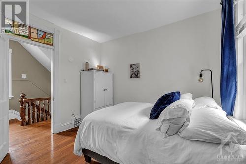 9 Melrose Avenue, West Centre Town (4203 - Hintonburg), ON - Indoor Photo Showing Bedroom