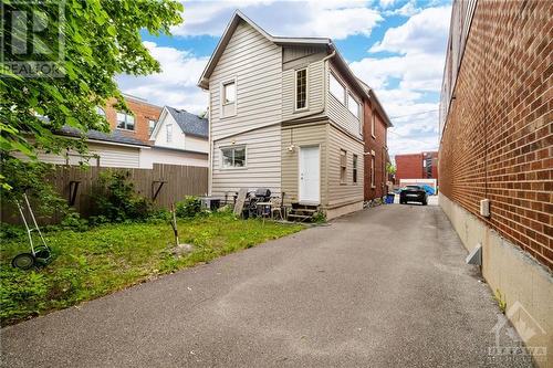 9 Melrose Avenue, West Centre Town (4203 - Hintonburg), ON - Outdoor