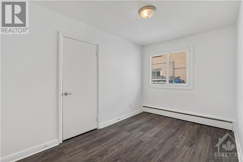 267 Michel Circle, Vanier And Kingsview Park (3402 - Vanier), ON - Indoor Photo Showing Other Room