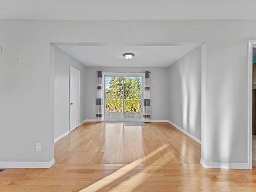 Living room - 1411 Rue Principale, Saint-Valérien-De-Milton, QC - Indoor