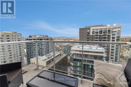 2502 - 242 Rideau Street, Ottawa, ON 