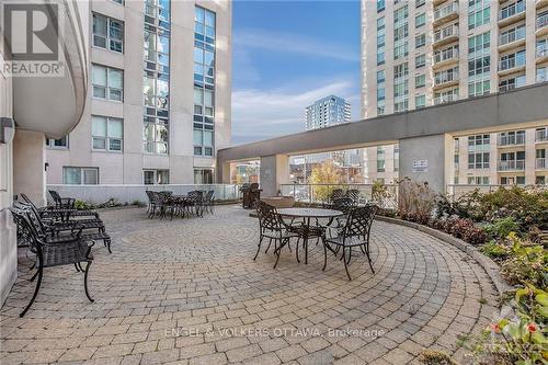 2502 - 242 Rideau Street, Ottawa, ON 