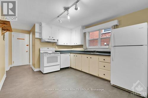 55 Ivy Crescent, Ottawa, ON - Indoor Photo Showing Kitchen