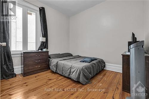 57 Lees Avenue, Ottawa, ON - Indoor Photo Showing Bedroom