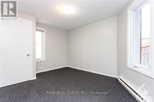 57 Lees Avenue, Ottawa, ON - Indoor Photo Showing Other Room