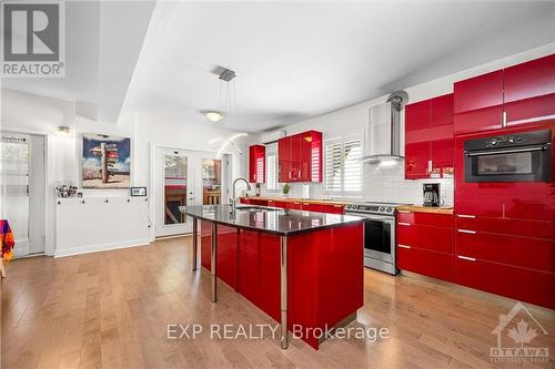 303 Lanark Avenue, Ottawa, ON - Indoor Photo Showing Kitchen