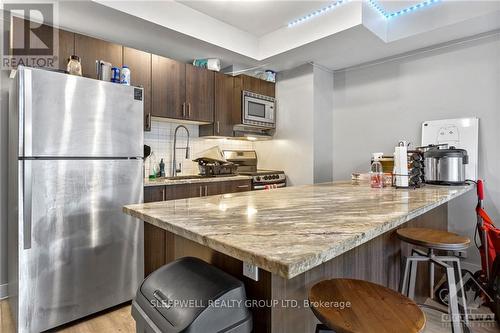 422/424 Nelson Street, Ottawa, ON - Indoor Photo Showing Kitchen