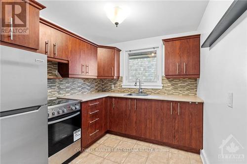 298 Duncairn Avenue, Ottawa, ON - Indoor Photo Showing Kitchen