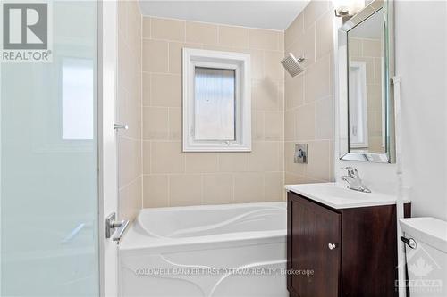 298 Duncairn Avenue, Ottawa, ON - Indoor Photo Showing Bathroom