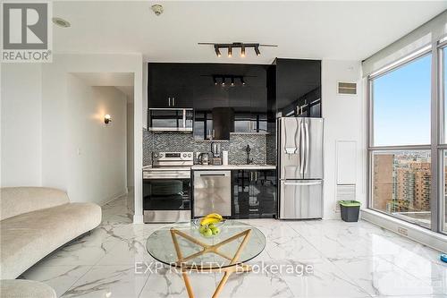 1501 - 179 George Street, Ottawa, ON - Indoor Photo Showing Kitchen