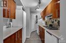 1 - 513 King Edward Avenue, Ottawa, ON  - Indoor Photo Showing Kitchen 