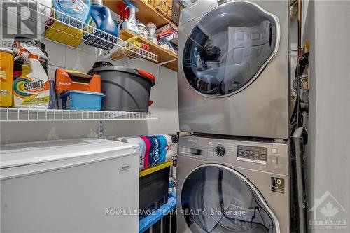 1 - 513 King Edward Avenue, Ottawa, ON - Indoor Photo Showing Laundry Room