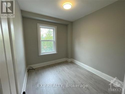 295 Bell Street S, Ottawa, ON - Indoor Photo Showing Other Room