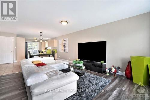 6 Telegraph Avenue, Alfred And Plantagenet, ON - Indoor