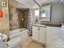 209 Loretta Avenue, Ottawa, ON  - Indoor Photo Showing Bathroom 