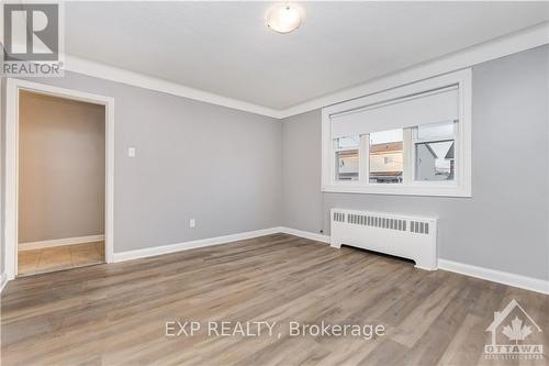 214 Carillon Street, Ottawa, ON - Indoor Photo Showing Other Room