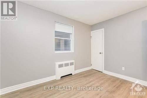 214 Carillon Street, Ottawa, ON - Indoor Photo Showing Other Room