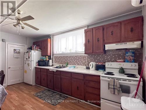 110 Genest Street, Ottawa, ON - Indoor Photo Showing Kitchen