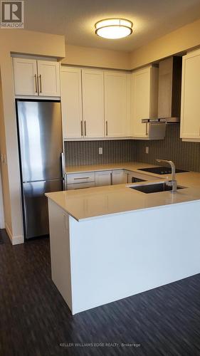 2206 - 2087 Fairview Street, Burlington, ON - Indoor Photo Showing Kitchen