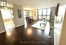 942 - 25 Bamburgh Circle, Toronto, ON  - Indoor Photo Showing Living Room 