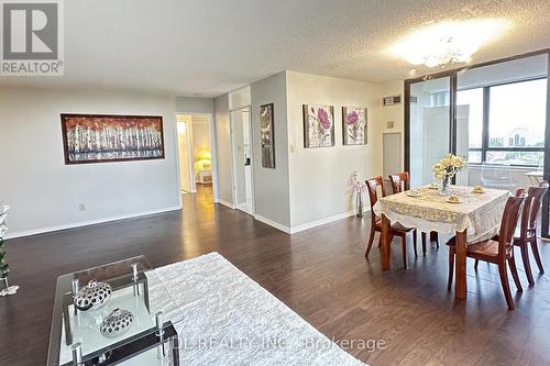 942 - 25 Bamburgh Circle, Toronto, ON - Indoor Photo Showing Dining Room