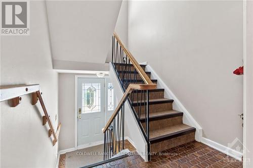 1174 Clyde Avenue, Ottawa, ON - Indoor Photo Showing Other Room