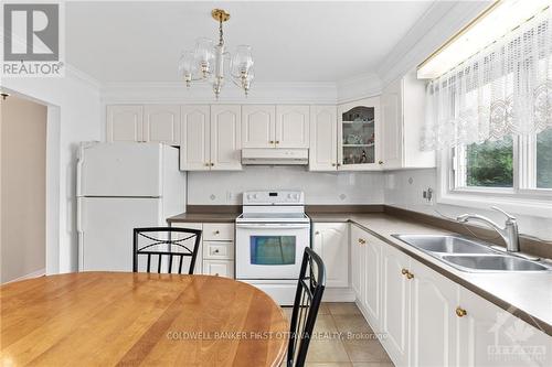 1174 Clyde Avenue, Ottawa, ON - Indoor Photo Showing Kitchen With Double Sink