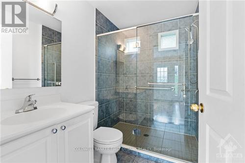 1174 Clyde Avenue, Ottawa, ON - Indoor Photo Showing Bathroom