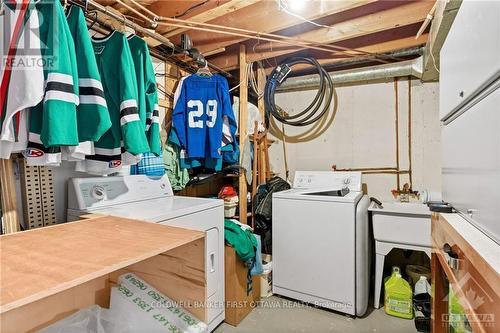 1174 Clyde Avenue, Ottawa, ON - Indoor Photo Showing Laundry Room