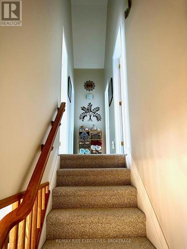 74 Pegg Road, Rideau Lakes, ON - Indoor Photo Showing Other Room