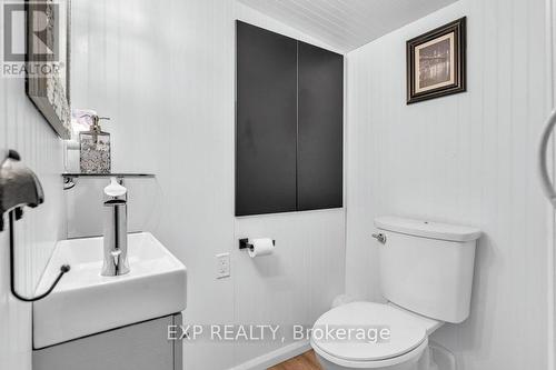 1710 County Road 10, Prince Edward County (Athol), ON - Indoor Photo Showing Bathroom