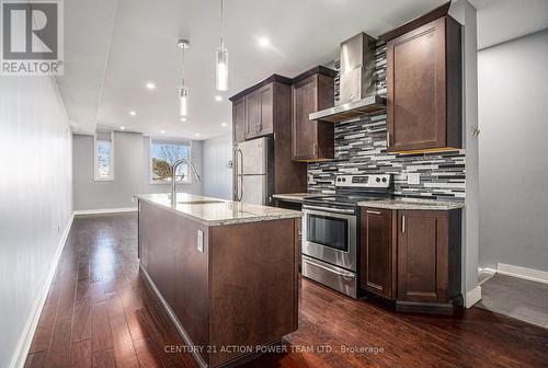 453 Booth Street, Ottawa, ON - Indoor Photo Showing Kitchen With Upgraded Kitchen