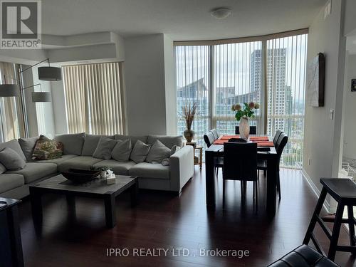 3503 - 208 Enfield Place, Mississauga, ON - Indoor Photo Showing Living Room