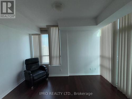 3503 - 208 Enfield Place, Mississauga, ON - Indoor Photo Showing Other Room