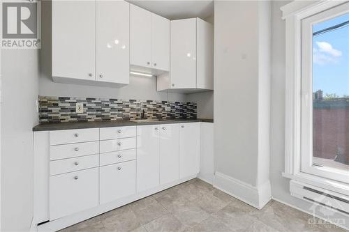 74 Preston Street, West Centre Town (4204 - West Centre Town), ON - Indoor Photo Showing Kitchen