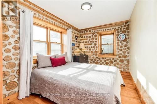 7019 County Road 22 Road, Edwardsburgh/Cardinal (807 - Edwardsburgh/Cardinal Twp), ON - Indoor Photo Showing Bedroom