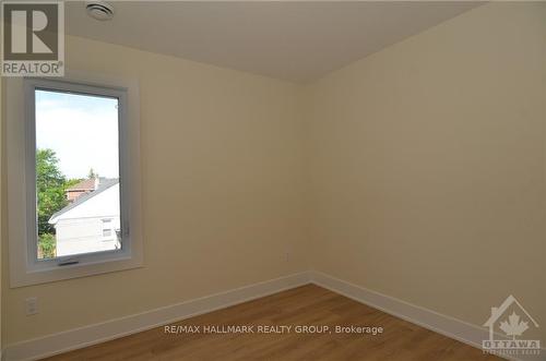 183 Columbus Avenue, Ottawa, ON - Indoor Photo Showing Other Room