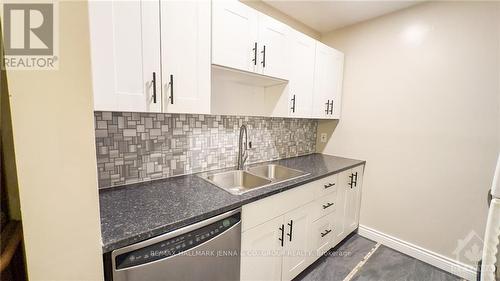 2609 Baseline Road, Ottawa, ON - Indoor Photo Showing Kitchen With Double Sink