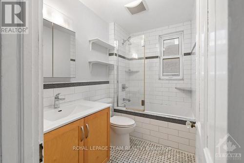 426 George Street W, Ottawa, ON - Indoor Photo Showing Bathroom