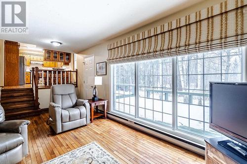 63 Florwin Dr, Sault Ste. Marie, ON - Indoor Photo Showing Living Room