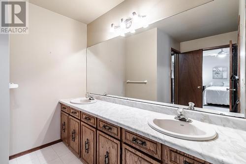 63 Florwin Dr, Sault Ste. Marie, ON - Indoor Photo Showing Bathroom