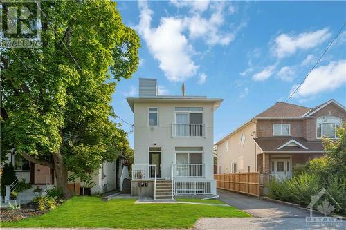 683 Melbourne Avenue, Carlingwood - Westboro And Area (5105 - Laurentianview), ON - Outdoor With Deck Patio Veranda