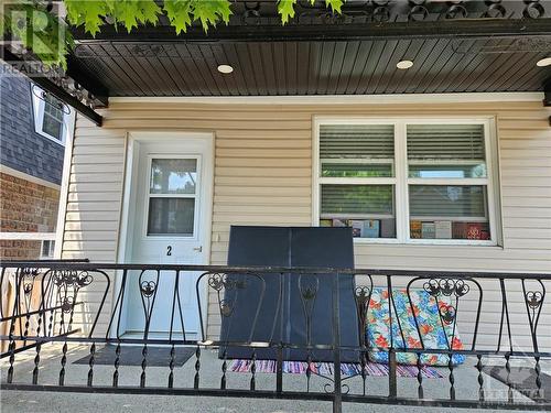 53 Laval Street, Vanier And Kingsview Park (3402 - Vanier), ON - Outdoor