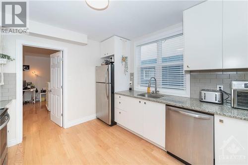 53 Laval Street, Vanier And Kingsview Park (3402 - Vanier), ON - Indoor Photo Showing Kitchen With Stainless Steel Kitchen