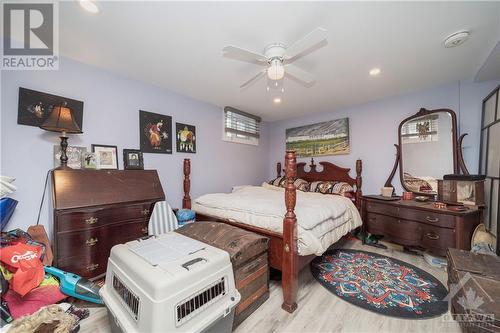 53 Laval Street, Vanier And Kingsview Park (3402 - Vanier), ON - Indoor Photo Showing Bedroom