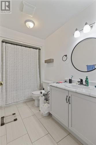 30 Cessna Street, St. John'S, NL - Indoor Photo Showing Bathroom