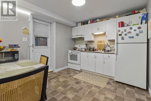 30 Cessna Street, St. John'S, NL - Indoor Photo Showing Kitchen